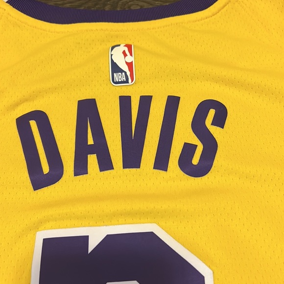 Men’s Lakers Jersey - Picture 6 of 7